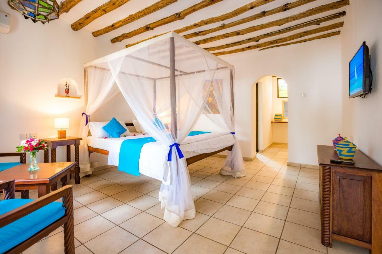Diani Sea Lodge 디아니 해변 외부 사진