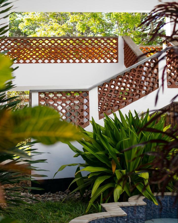 Diani Sea Lodge 디아니 해변 외부 사진