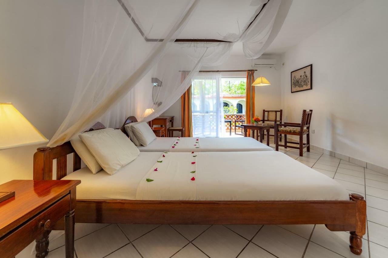 Diani Sea Lodge 디아니 해변 외부 사진